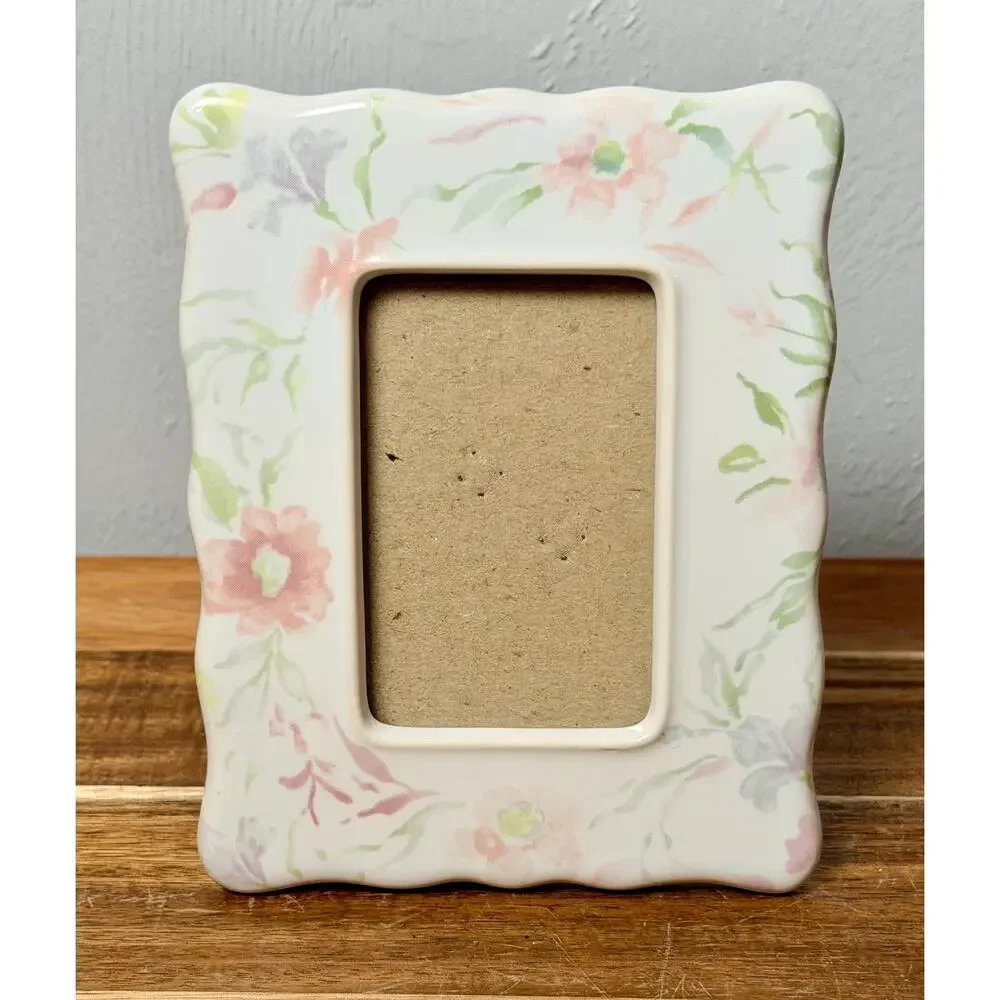 N/A charming vintage